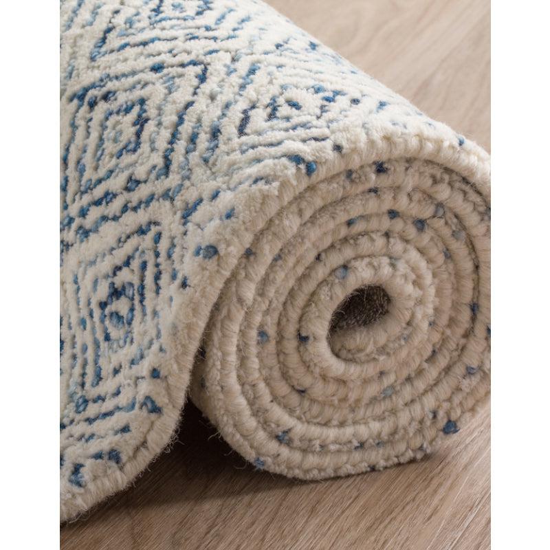 Buy Timeless Textures Hand Tufted Rug - Blue & White Rugs from Vaaree