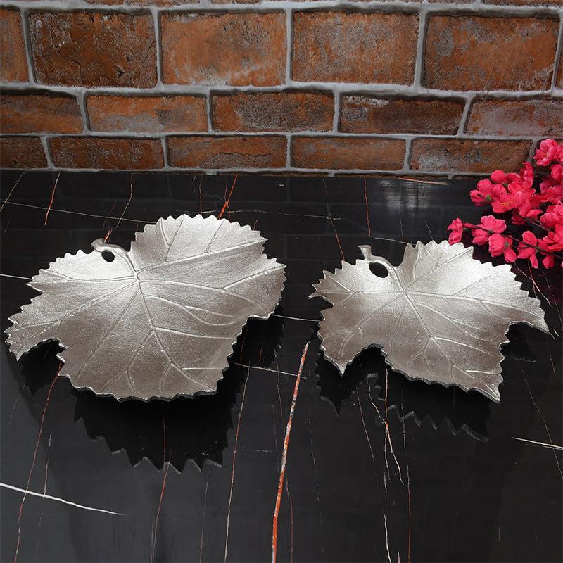 Buy Maple Muse Accent Tray (Silver) - Set Of Two Accent Bowls & Trays from Vaaree