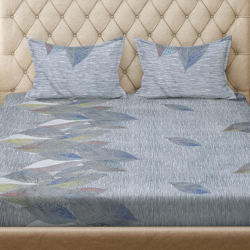 Buy Vinnie Floral Bedsheet Bedsheets from Vaaree