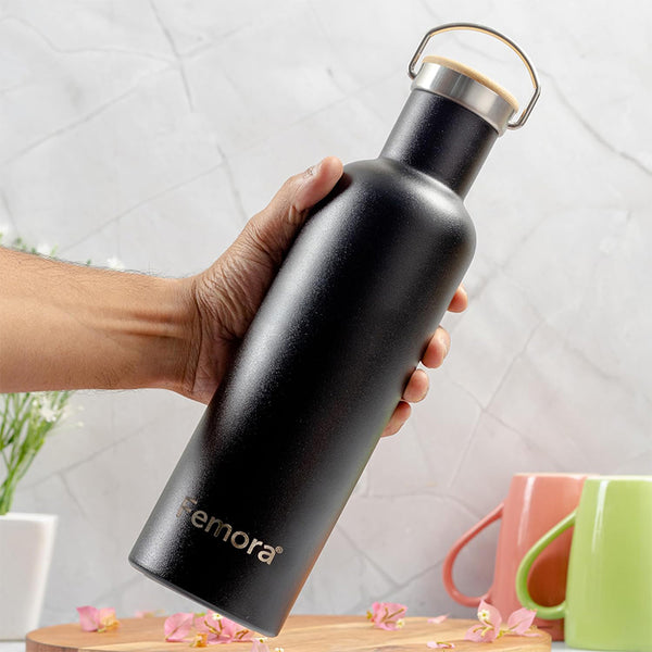 Bottle - Hydra Flow Insulated Water Bottle (900 ML) - Black