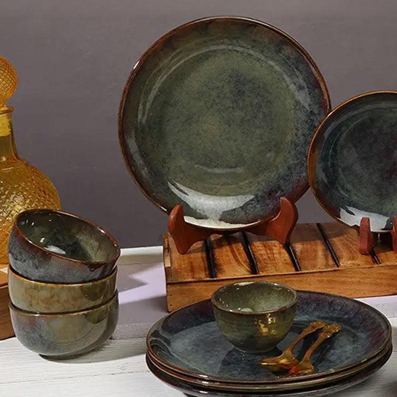 Buy Elmina Handmade Dinner Set - Sixteen Piece Set Dinner Set from Vaaree