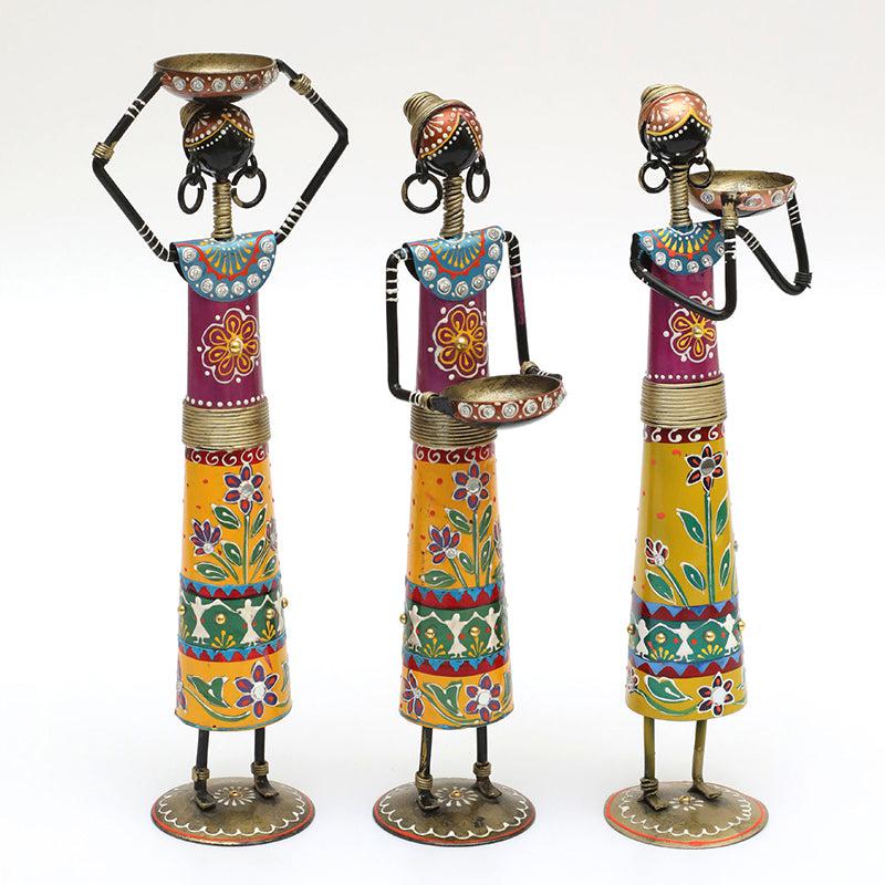 Buy Darya Flora Wall Accent Tribal Showpiece Showpieces from Vaaree