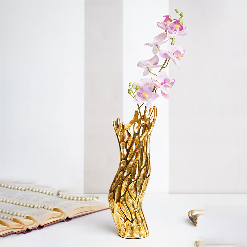 Buy Honey Glide Vase Vase from Vaaree