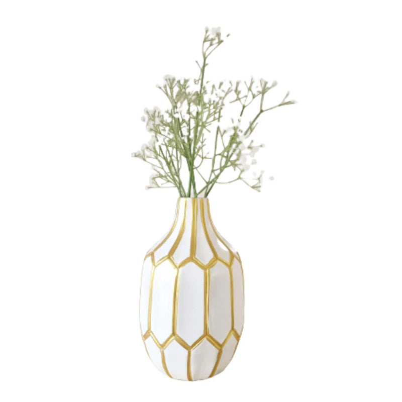 Buy Sarah Etch Vase Vase from Vaaree