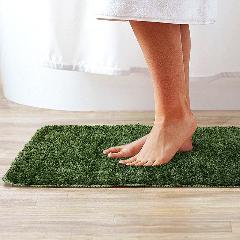 Buy Cleve Anti Skid Bath Mat - Green Bath Mats from Vaaree