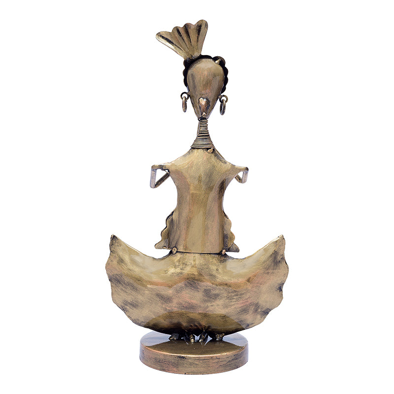 Buy Musica Folk Metal Showpiece Showpieces from Vaaree