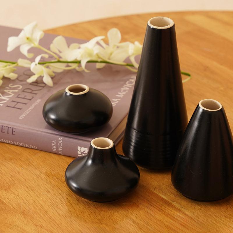 Buy Amria Boho Vase (Black) - Seven Piece Set Vase from Vaaree