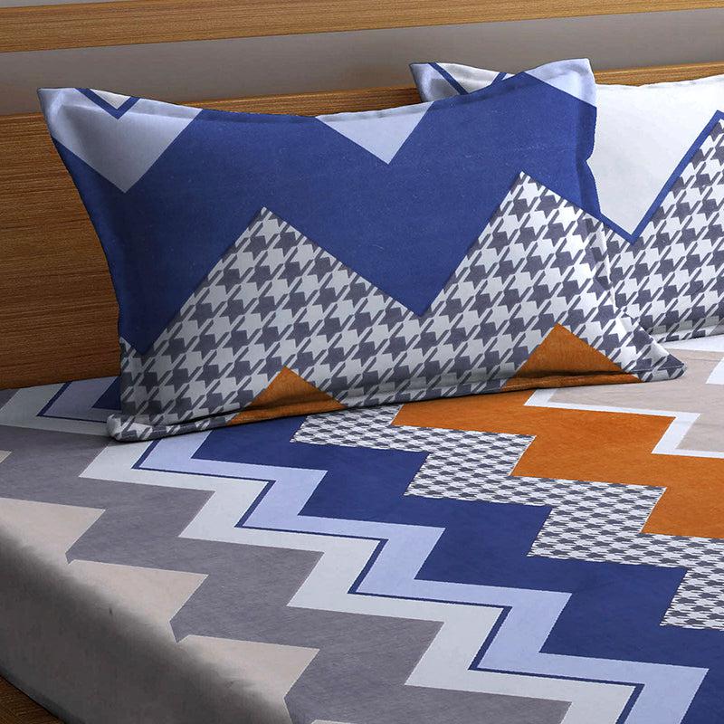 Buy Roscoe Geometric Bedsheet Bedsheets from Vaaree