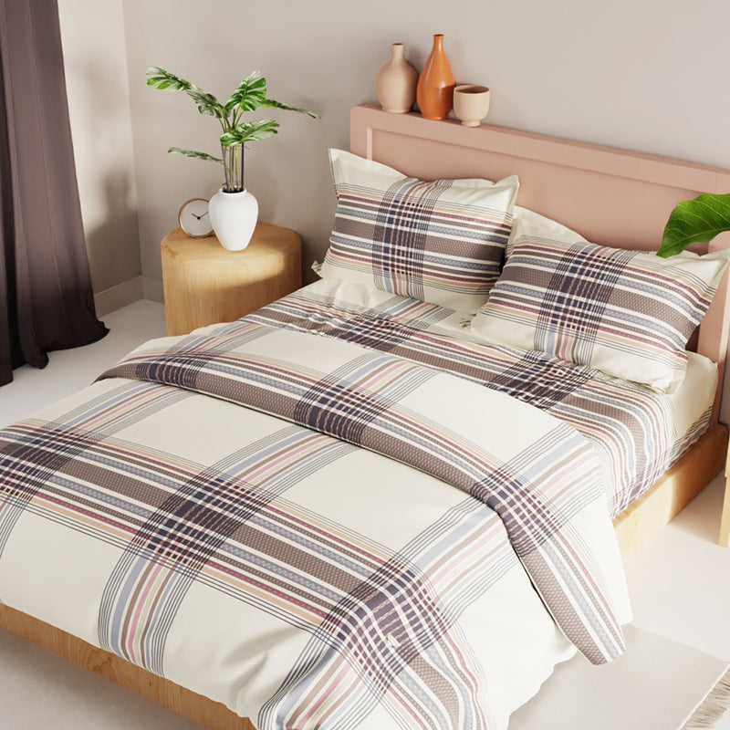 Buy Zivah Checkered Bedding Set Bedding Set from Vaaree