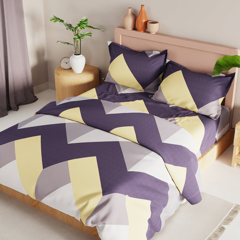 Buy Agnes Geometric Bedding Set Bedding Set from Vaaree