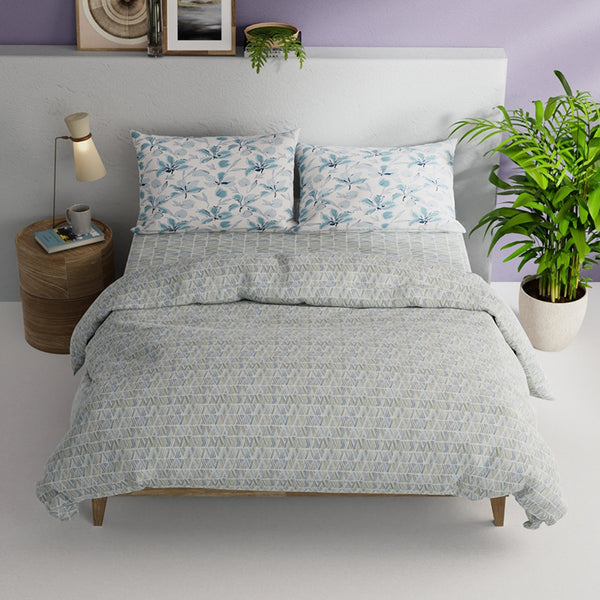 Buy Troy Floral Bedding Set - Grey Bedding Set from Vaaree