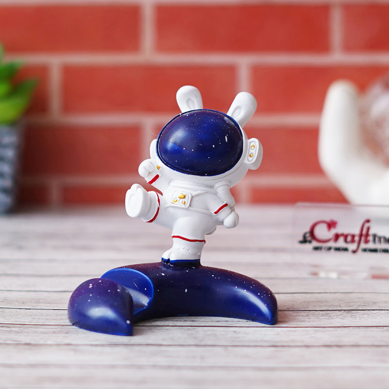 Showpieces - Baby Astronaut Showpiece