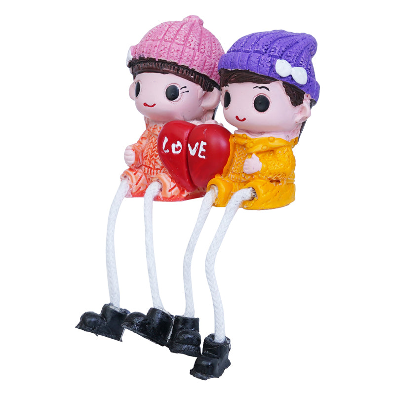 Buy Cute Baby Couple Showpiece Showpieces from Vaaree