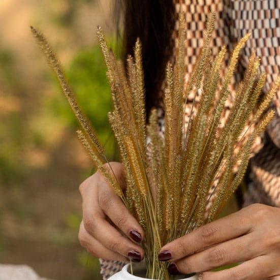 Buy Naturally Dried Rustic Grass Artificial Flowers from Vaaree