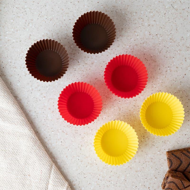 Buy Moja Baking Cup - Set Of Six Baking Cup from Vaaree