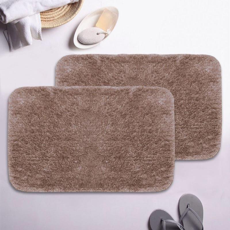 Buy Foot Mate Anti Slip Bathmat (Mocha) - Set Of Two Bath Mats from Vaaree