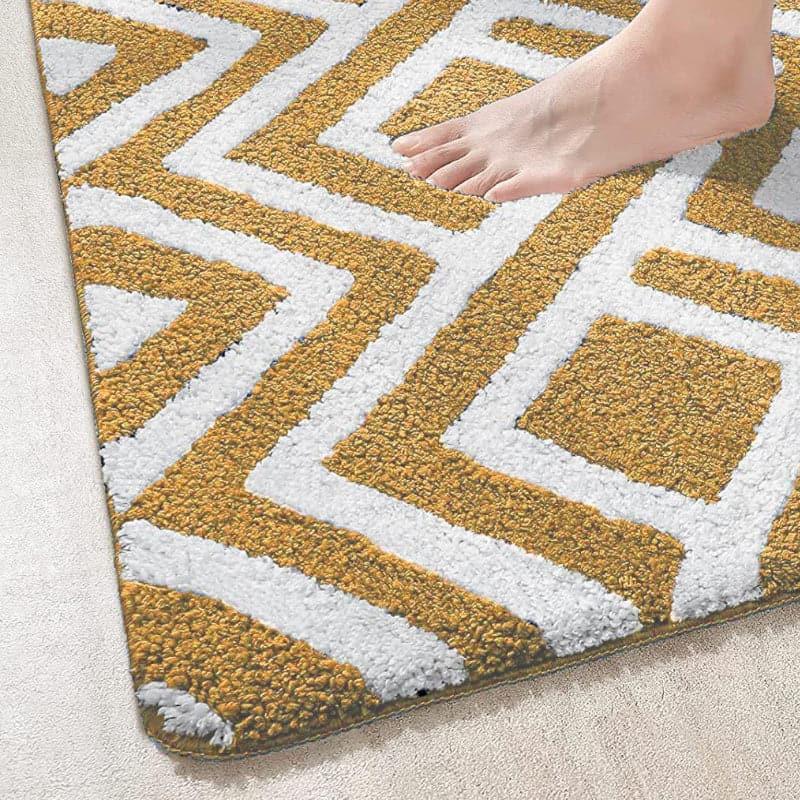 Buy Soothe Step Bathmat Bath Mats from Vaaree