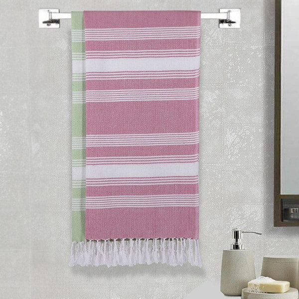 Buy Apolline Bath Towel - Set Of Two Bath Towels from Vaaree