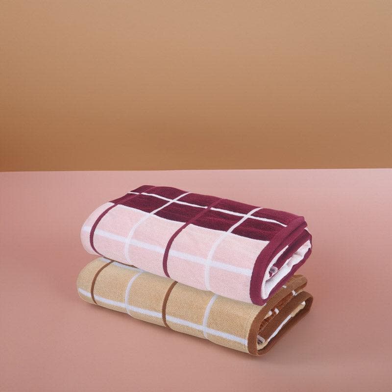 Buy Bath Towels - Aqua Checkmate Bath Towel (Pink & Beige) - Set Of Two at Vaaree online