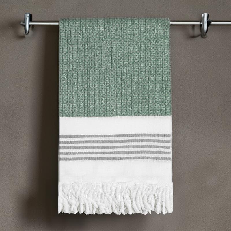 Buy Bath Towels - Cosy Kotty Bath Towel - Sap Green at Vaaree online
