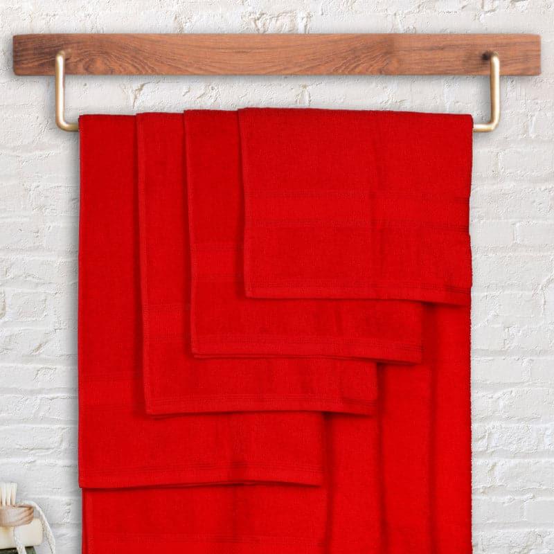 Buy Emerie Bath Towel (Red) - Set Of Four Bath Towels from Vaaree