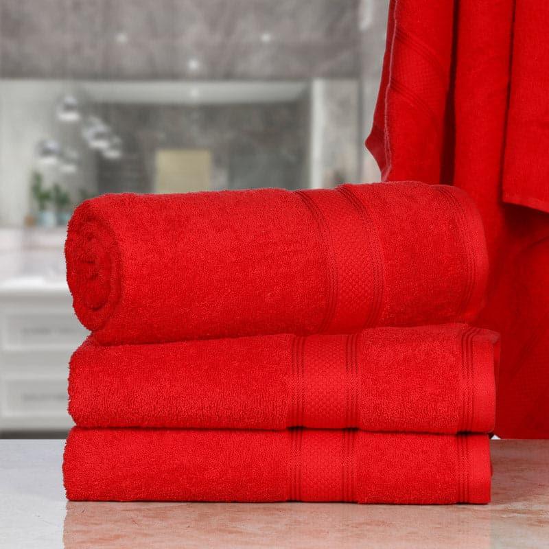 Buy Emerie Bath Towel (Red) - Set Of Four Bath Towels from Vaaree