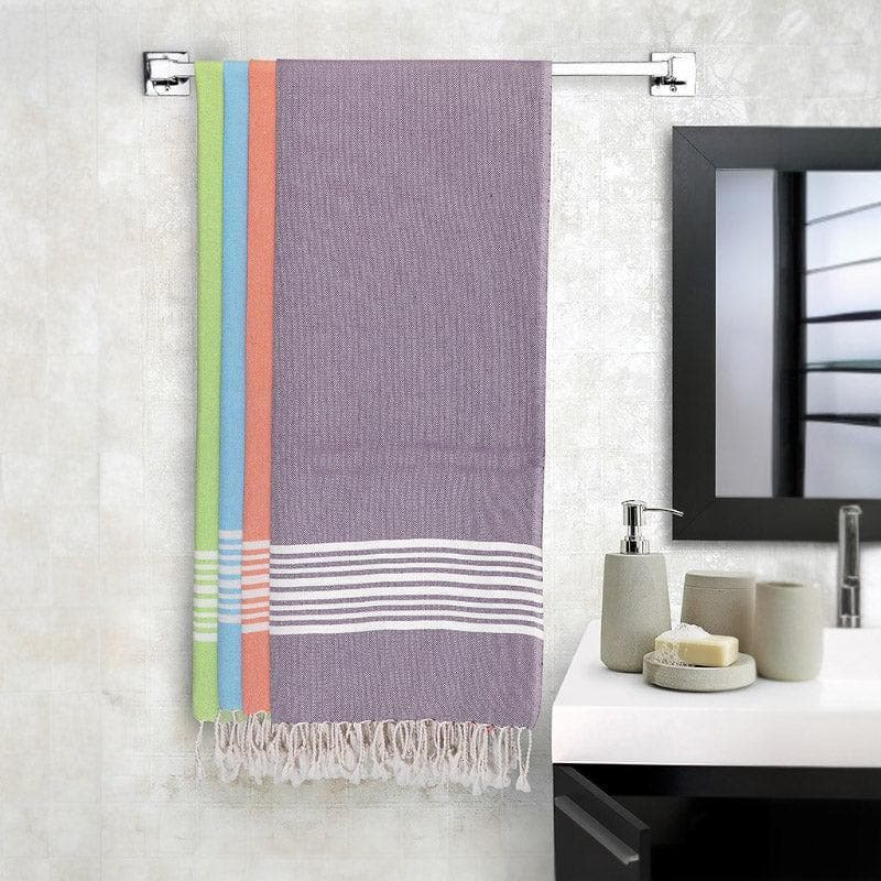 Buy Lorelie Bath Towel - Set Of Four Bath Towels from Vaaree