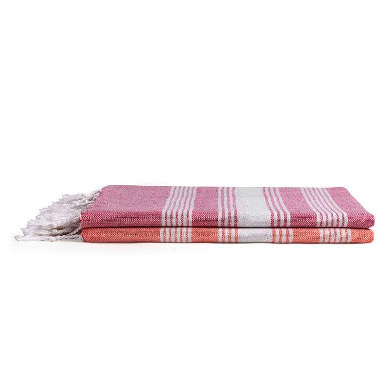 Buy Malia Bath Towel - Set Of Two Bath Towels from Vaaree