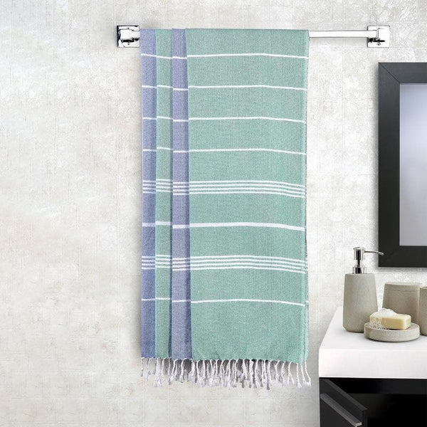 Buy Pure Delight Bath Towels (Blue & Green) - Set Of Four Bath Towels from Vaaree