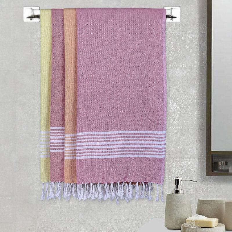 Buy Shelah Bath Towel - Set Of Four Bath Towels from Vaaree