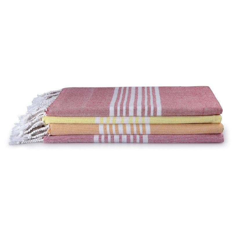 Buy Shelah Bath Towel - Set Of Four Bath Towels from Vaaree