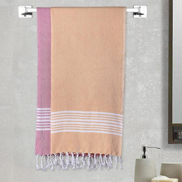 Buy Yadira Bath Towel - Set Of Two Bath Towels from Vaaree