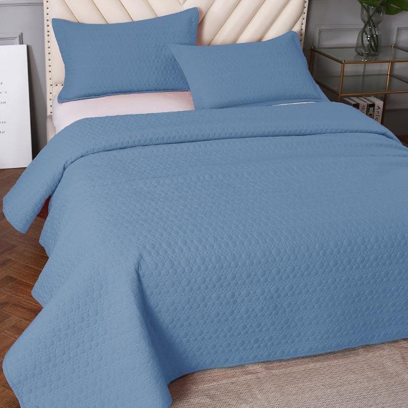 Buy Bloopity Bedcover - Blue Bedcovers from Vaaree