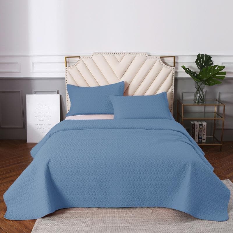 Buy Bloopity Bedcover - Blue Bedcovers from Vaaree