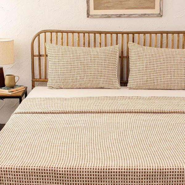 Buy Girnar Bedcover - Brown Bedcovers from Vaaree