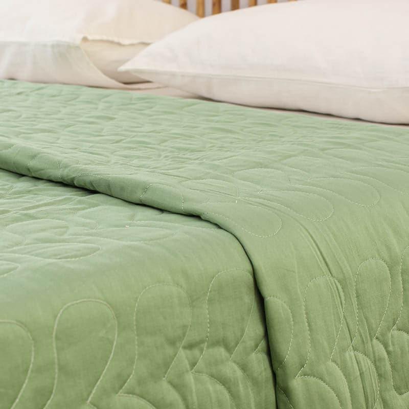 Buy Satsar Bedcover - Green Bedcovers from Vaaree