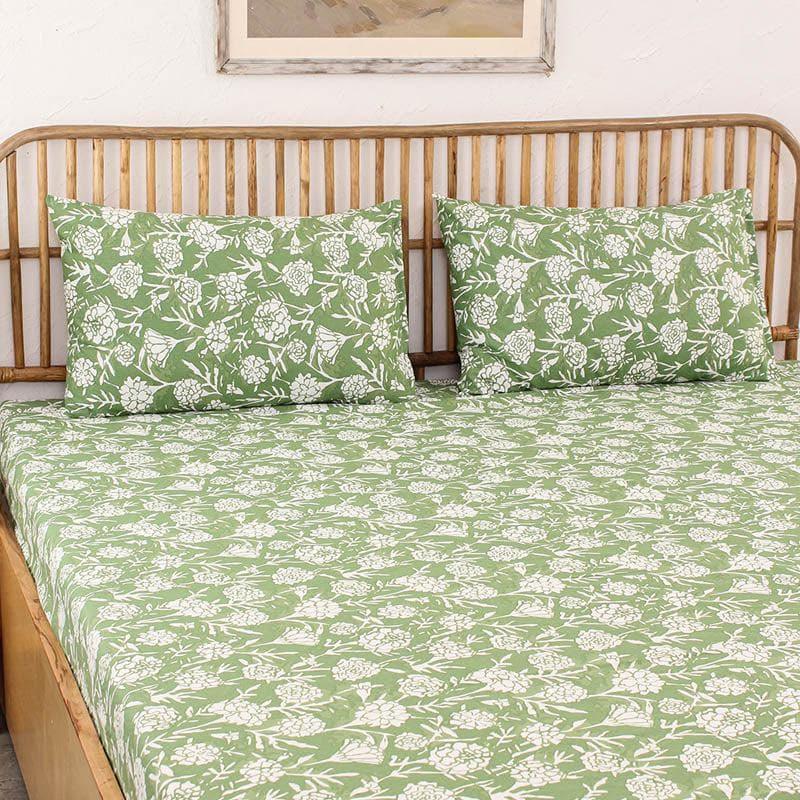 Buy Blossom Breeze Duvet Cover Bedding Set - Green Bedding Set from Vaaree