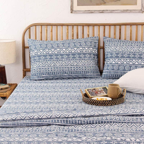 Buy Dream Drift Duvet Cover Bedding Set - Blue Bedding Set from Vaaree