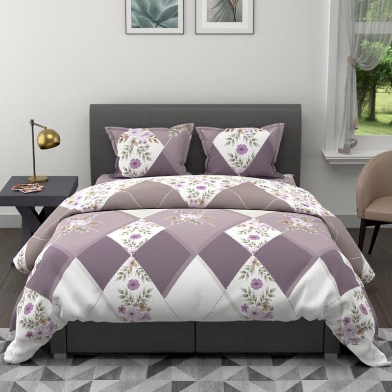 Buy Dreamo Flora Bedding Set Bedding Set from Vaaree