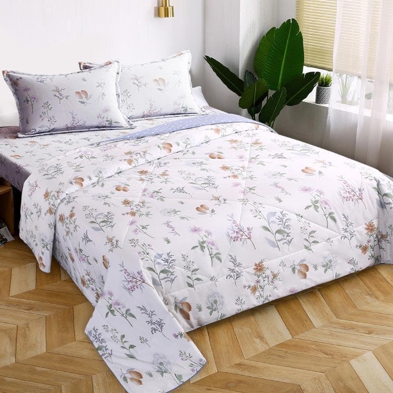 Buy Flowery Grace Bedding Set Bedding Set from Vaaree