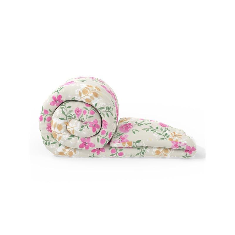 Buy Masa Floral Bedding Set Bedding Set from Vaaree