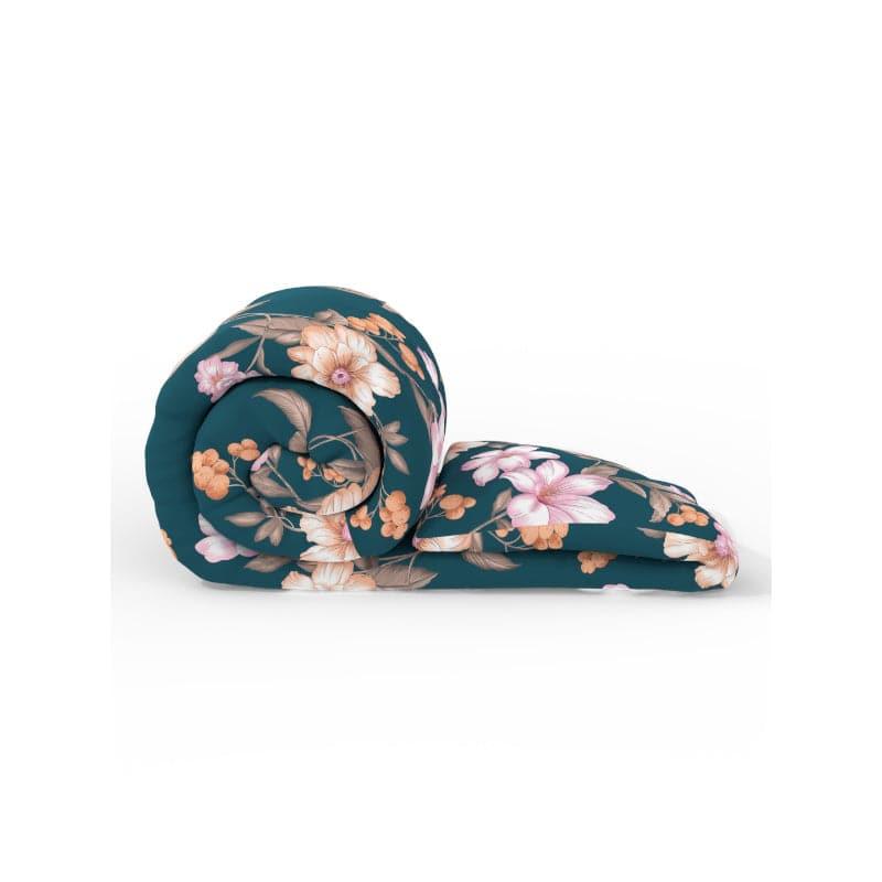 Buy Nura Floral Bedding Set Bedding Set from Vaaree