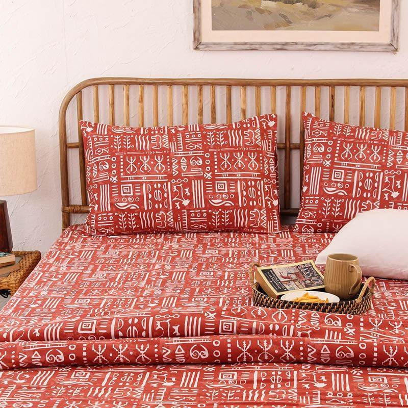 Buy Snuggle Soft Dohar Bedding Set - Red Bedding Set from Vaaree