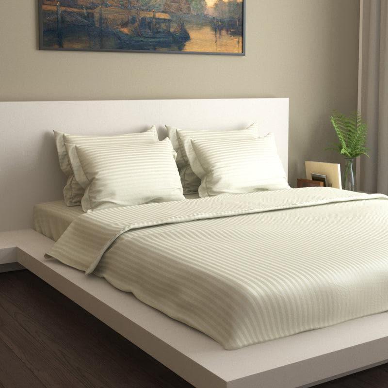 Buy Solid Vibe Bedding Set - White Bedding Set from Vaaree