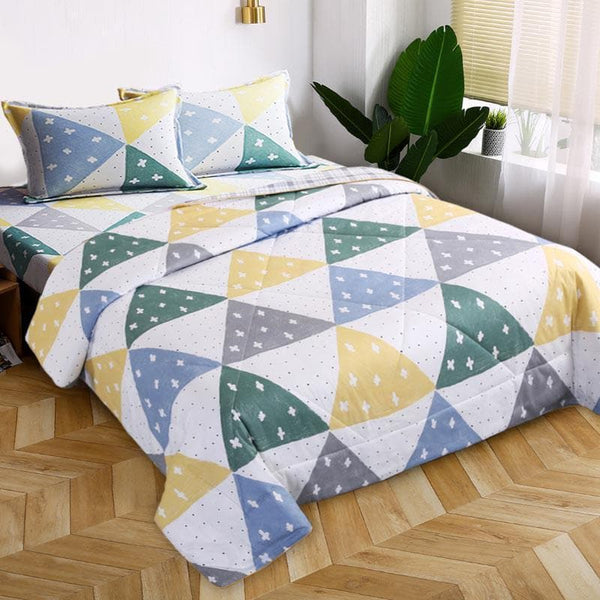 Buy Stargaze Fields Bedding Set Bedding Set from Vaaree