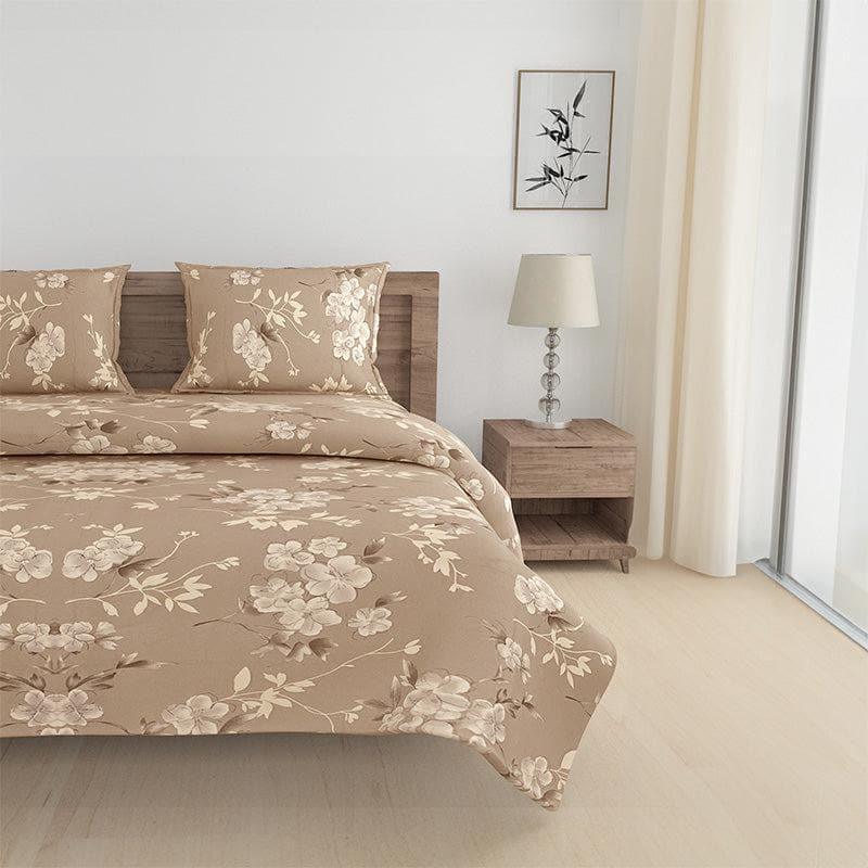 Buy Tanmaya Floral Bedding Set Bedding Set from Vaaree