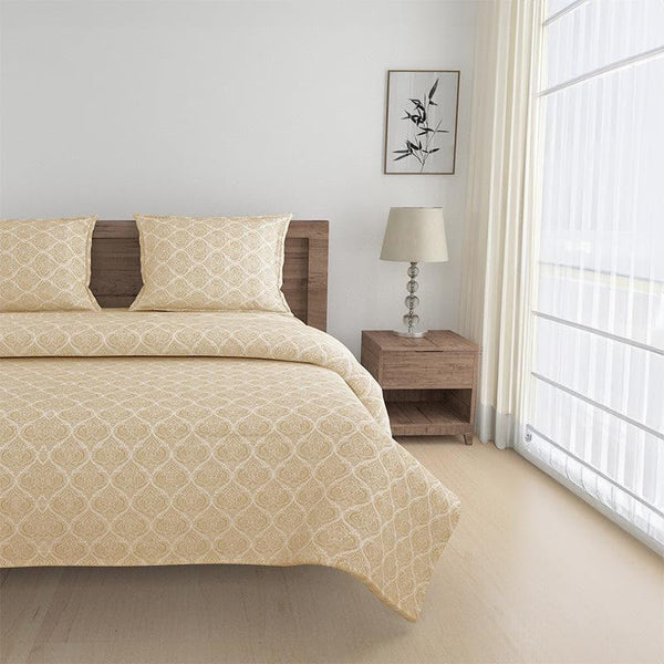 Buy Bedding Set - Vrita Floral Bedding Set at Vaaree online