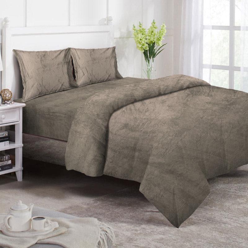 Buy Winterscape Bedding Set - Olive Bedding Set from Vaaree