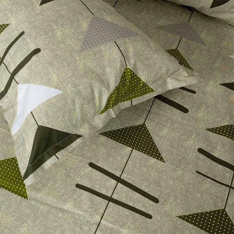 Buy Arrow Truce Bedsheet - Green Bedsheets from Vaaree