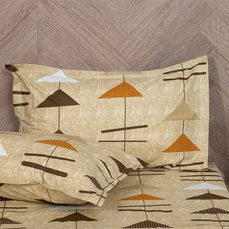 Buy Arrow Truce Bedsheet - Light Brown Bedsheets from Vaaree